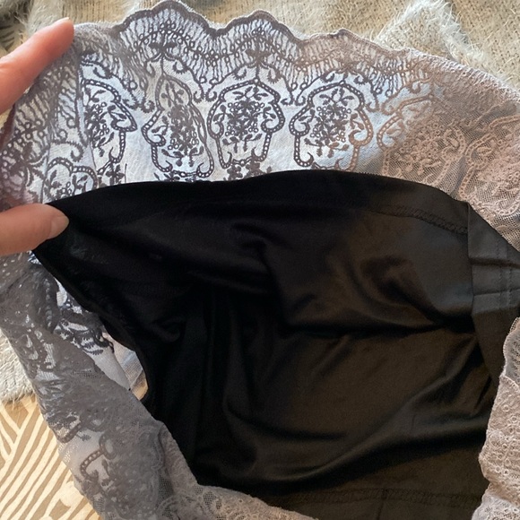 RYU sweater dress with embroidered lace - Picture 8 of 11